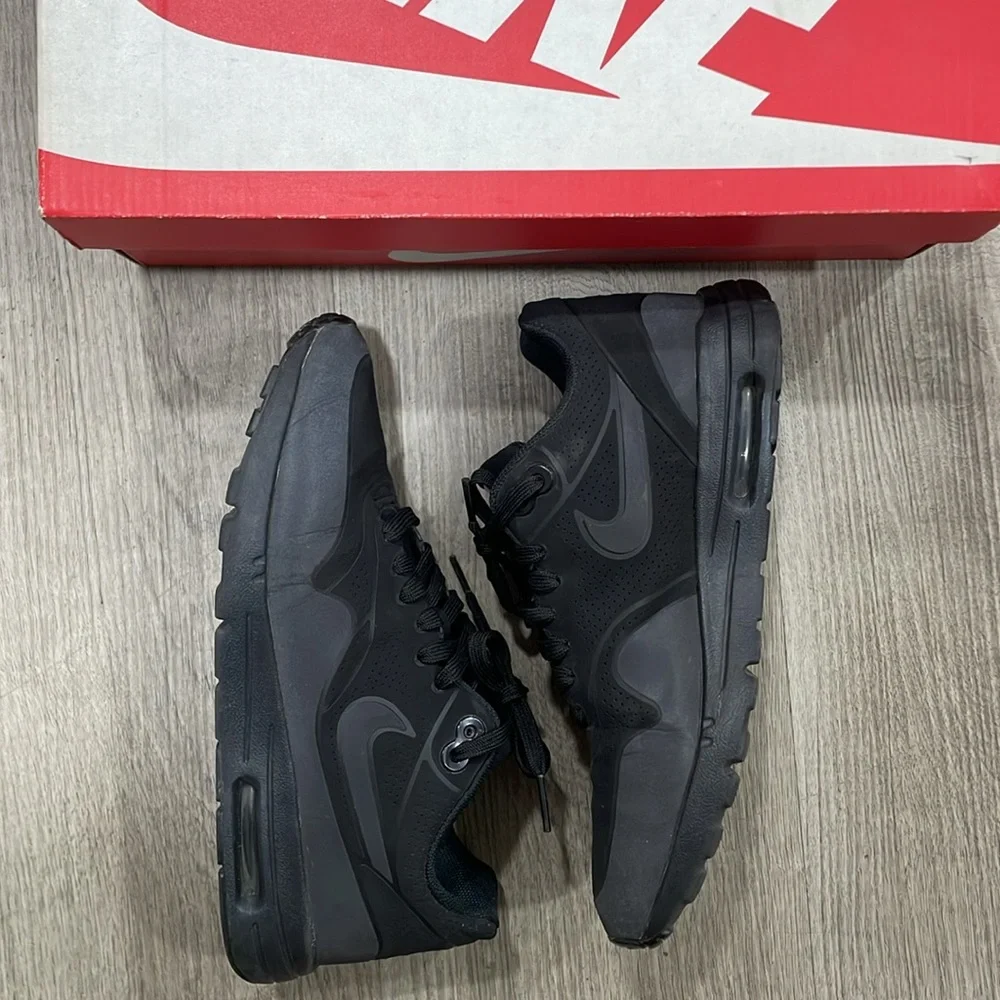 Nike Air Max 1 Ultra Moire Black- Size 7